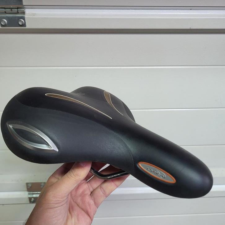 Selle Royal Lookin Fietszadel - Comfortabel, Fietsen en Brommers, Fietsaccessoires | Overige Fietsaccessoires, Zo goed als nieuw