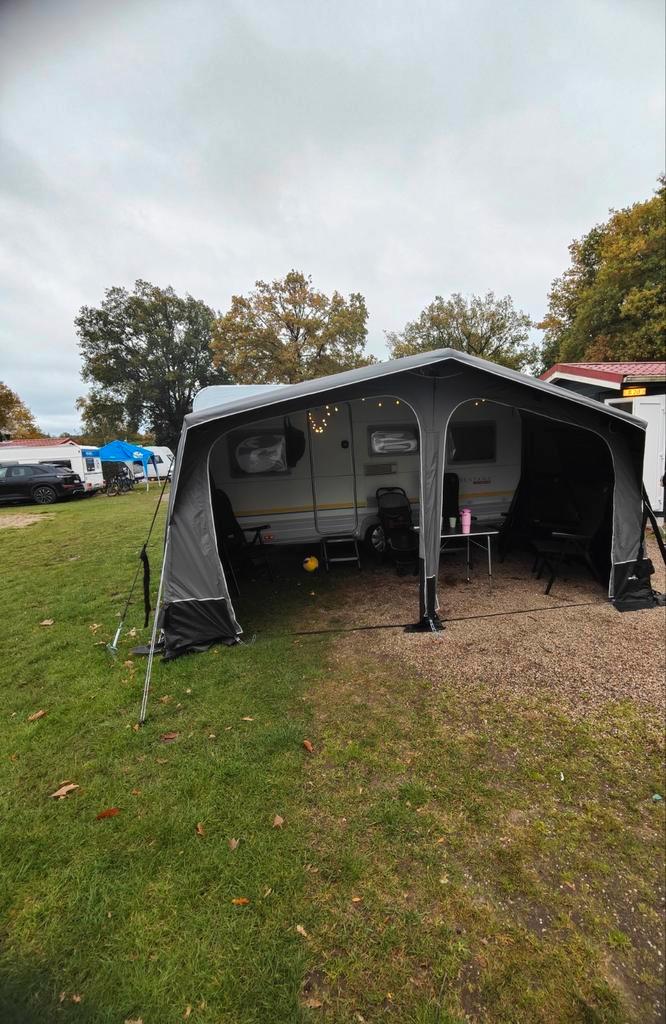 Obelink Neptune Easy Air Maat 9 Voortent 2x gebruikt!!, Caravans en Kamperen, Voortenten en Luifels, Zo goed als nieuw, Ophalen