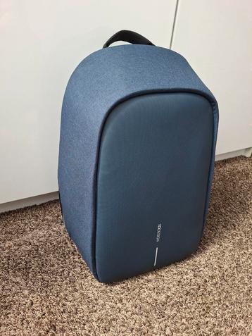 XD Design Bobby Hero regular  beschikbaar voor biedingen