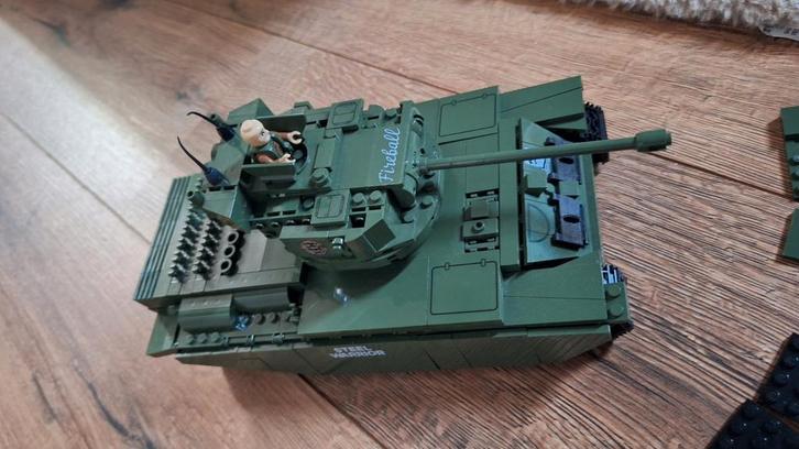 Lepin Tank Cobi niet compleet, Hobby en Vrije tijd, Modelbouw | Overige, Gebruikt, Groter dan 1:32, Ophalen of Verzenden