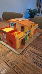 Vintage Fisher Price dorp met accessoires, Ophalen of Verzenden, Zo goed als nieuw, Speelset