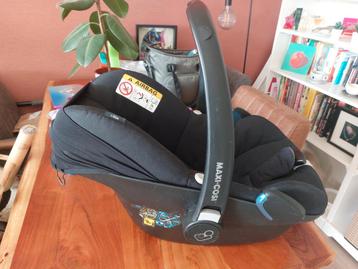 Maxi Cosi Pebble Pro + 3wayfix Base beschikbaar voor biedingen