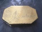 Mooie oude tabaksdoos met afbeelding schip., Ophalen of Verzenden, Zo goed als nieuw, Sigarenbandjes