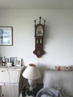 Friese staartklok met maanstand, Antiek en Kunst, Antiek | Klokken, Ophalen of Verzenden