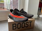 Yeezy 350 V2 “Carbon Beluga” maat 46, Kleding | Heren, Schoenen, Overige kleuren, Nieuw, Ophalen of Verzenden, Sneakers of Gympen