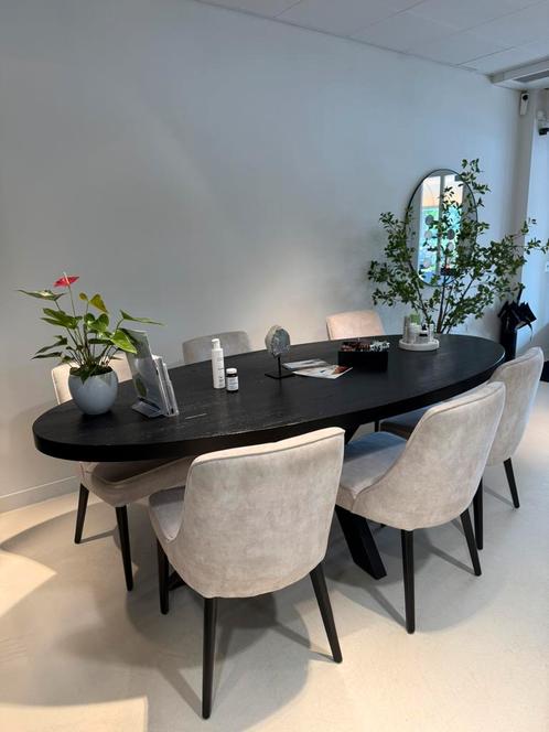 Ovale Eettafel Richmond Eiken - Zwart, Huis en Inrichting, Tafels | Eettafels, Gebruikt, 100 tot 150 cm, 200 cm of meer, Vijf personen of meer