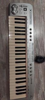 Behringer UMX49 MIDI Keyboard - 49 toetsen, Muziek en Instrumenten, Keyboards, Ophalen of Verzenden