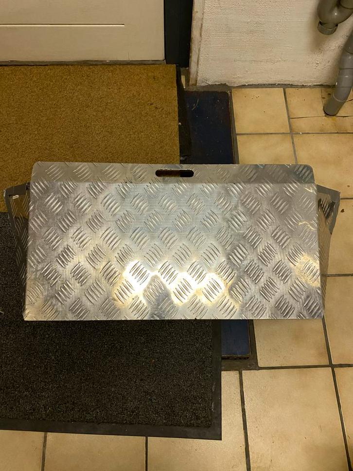 Aluminium Oprijplaat - Scootmobiel/Drempelhulp, Doe-het-zelf en Verbouw, Metalen, Gebruikt, Aluminium, Ophalen