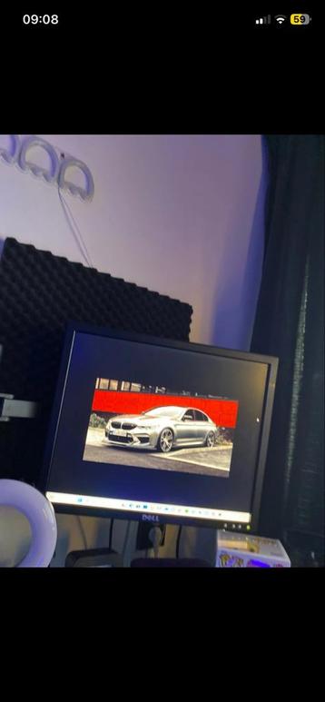 Dell Monitor - Klein Model beschikbaar voor biedingen