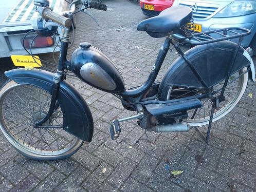 9 oldtimer brommers, Fietsen en Brommers, Brommers | Oldtimers, Batavus, Ophalen of Verzenden