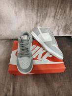 Nike dunk low grey two toned 42.5 Nieuw, Kleding | Heren, Schoenen, Overige kleuren, Nieuw, Ophalen of Verzenden, Sneakers of Gympen