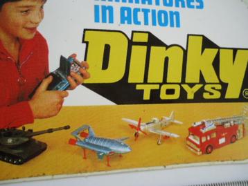sticker oud DINKY TOYS Speelgoed miniatuur auto vliegtuig beschikbaar voor biedingen