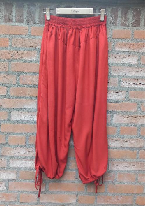 Steen rode boho Indy hippie ethnic festival harem yogabroek, Kleding | Dames, Broeken en Pantalons, Nieuw, Rood, Driekwart, Ophalen of Verzenden