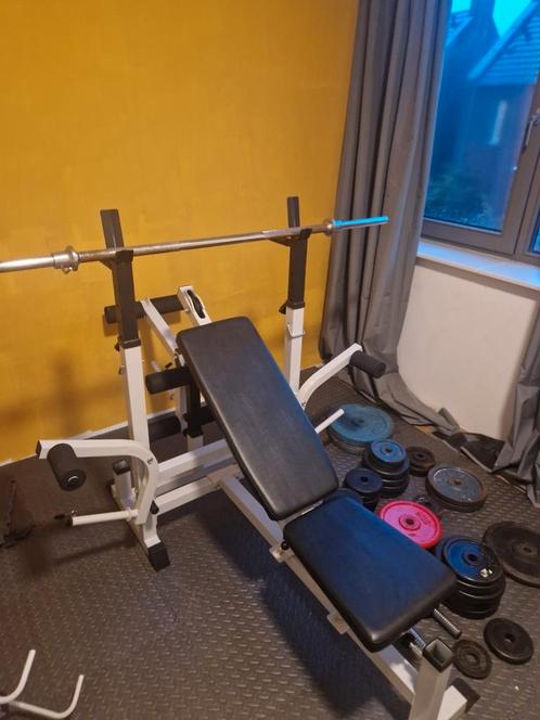 Bench press + attributen, Sport en Fitness, Overige Sport en Fitness, Gebruikt, Ophalen of Verzenden
