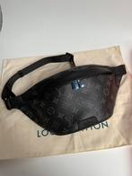 Louis vuitton discovery bumbag, Sieraden, Tassen en Uiterlijk, Tassen | Schoudertassen, Ophalen of Verzenden, Nieuw, Zwart