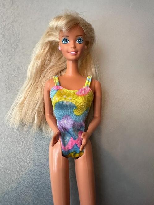 Barbie Bathtime fun uit 1990, Verzamelen, Poppen, Gebruikt, Fashion Doll, Ophalen of Verzenden