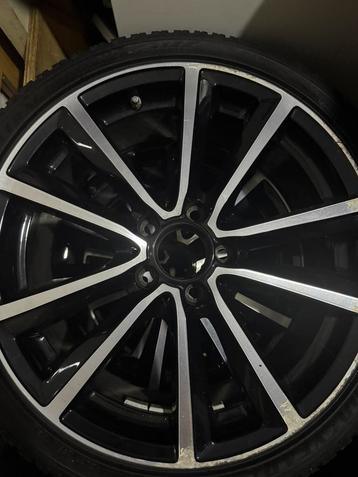 Mercedez benz velgen 18 inch met winterbanden beschikbaar voor biedingen