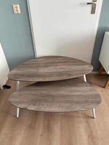Set van 2 salon tafels beschikbaar voor biedingen