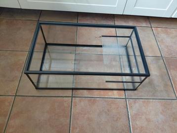 Glazen bak  met plateau 60x35  territorium  beschikbaar voor biedingen