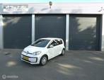 Volkswagen Up! 1.0 BMT take up!, Voorwielaandrijving, Gebruikt, Met garantie (alle), Wit