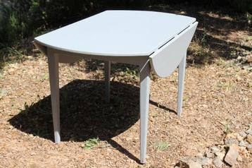 Brocante - Grote grijze hangoor-tafel! beschikbaar voor biedingen