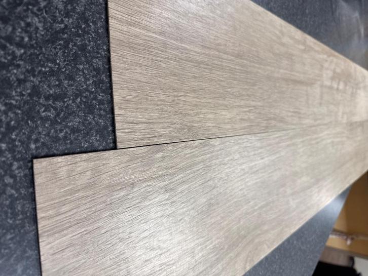 58.00 mtr/2 PVC PLAK GREY/BEIGE SLAAPKAMERS, Huis en Inrichting, Stoffering | Vloerbedekking, Nieuw, Vinyl, Crème, Beige, Grijs