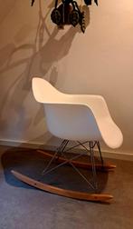 Schommelstoel eames replica wit, Kinderen en Baby's, Ophalen, Zo goed als nieuw, Stoel(en)