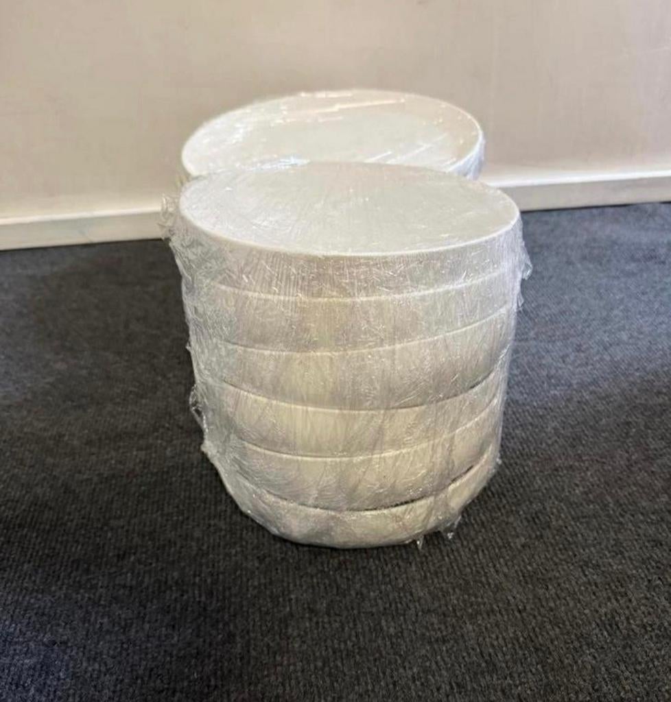 Serviesgoed - Borden en kommen, Huis en Inrichting, Keuken | Servies, Ophalen of Verzenden, Zo goed als nieuw, Bord(en), Effen