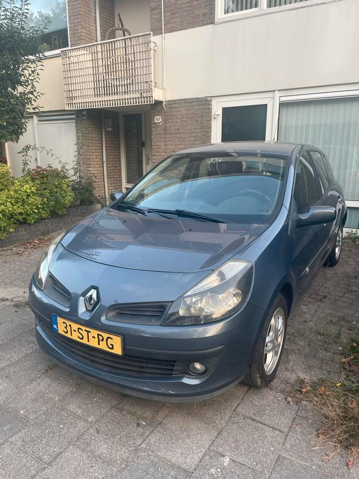 Renault Clio 1.4 16V 72KW 5-DRS E4 2006 Blauw, Auto's, Renault, Particulier, Clio, Benzine, C, Hatchback, Handgeschakeld, Origineel Nederlands