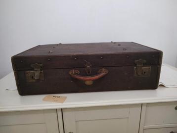K467 LIPROSTA koffer - hutkoffer, begin 1900 zeer fraai beschikbaar voor biedingen
