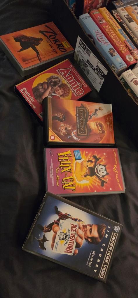 Groot lot VHS videobanden - Disney, K3, Pipo, Blockbusters, Cd's en Dvd's, VHS | Kinderen en Jeugd, Ophalen