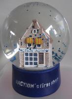 Sneeuwbol / schudbol Action’s first shop., Diversen, Kerst, Ophalen, Nieuw