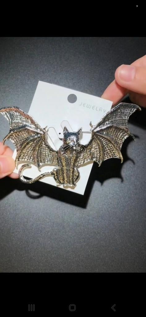 Nieuwe vleermuis broche, Overige materialen, 4 tot 7 cm, Nieuw, Ophalen of Verzenden