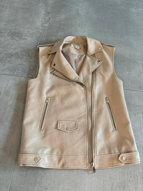 Leatherlook gilet, jasje vestje maat S €10, Kleding | Dames, Bodywarmers, Zo goed als nieuw, Maat 36 (S), Beige, Ophalen of Verzenden