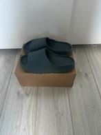 Yeezy slides, Zwart, Ophalen of Verzenden, Adidas Yeezy, Sneakers of Gympen