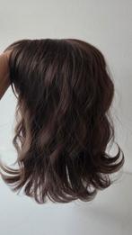 Mooie Pruik natuurlijk ogend  bob.cool bruin., Ophalen of Verzenden, Nieuw, Pruik of Haarverlenging