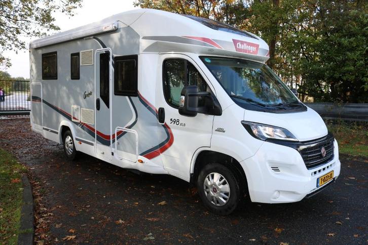 Challenger Graphite 398 XLB Queens+hefbed | Ruimte | Truma D, Caravans en Kamperen, Campers, Bedrijf, tot en met 4, Half-integraal