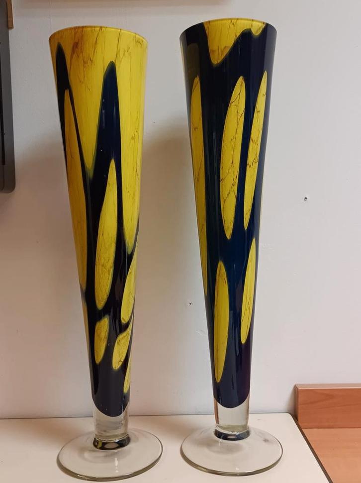 2 Makora vazen 54/55 cm hoog, Huis en Inrichting, Woonaccessoires | Vazen, Overige kleuren, 50 tot 75 cm, Ophalen