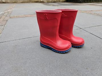 Kinder laarsjes (mt22) beschikbaar voor biedingen
