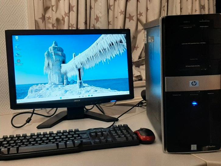 HP Desktop I3 7th gen, 8GB RAM, SSD+HDD WIFI win 11 compleet, Computers en Software, Desktop Pc's, Refurbished, 2 tot 3 Ghz, HDD