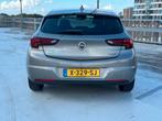 Opel Astra 1.4 Turbo 110KW 5D AUT 2017 Grijs, Auto's, Stof, Zwart, 620 kg, Particulier