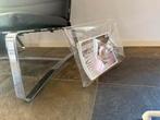 Scotillo Adeglas vintage lectuurbak, Italië, Plexiglas Envel, Huis en Inrichting, Woonaccessoires | Krantenbakken en Lectuurbakken