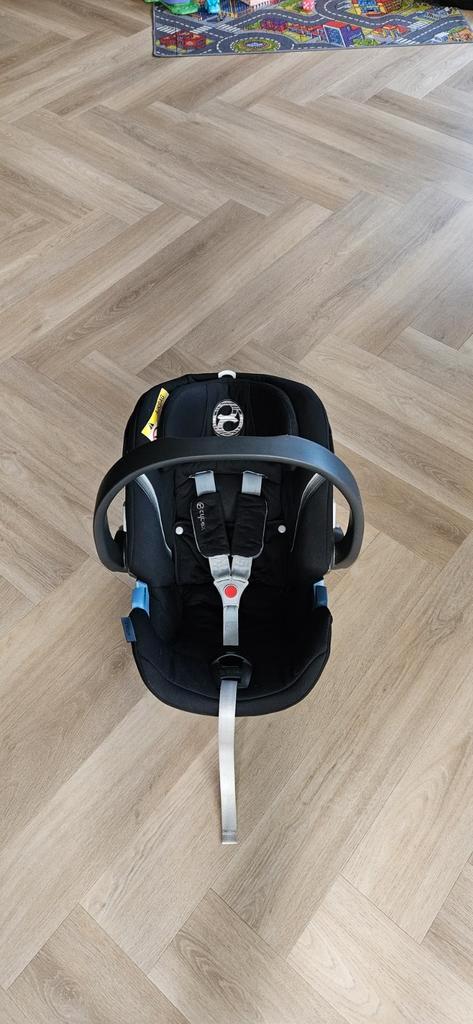 Cybex Aton 5 Autostoel met Base - Isofix & Gordel, Kinderen en Baby's, Autostoeltjes, Gebruikt, Overige merken, 0 t/m 13 kg, Autogordel of Isofix