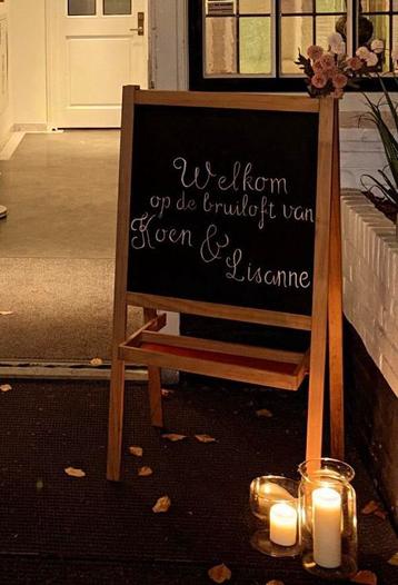 Welkomstbord bruiloft / krijtbord beschikbaar voor biedingen