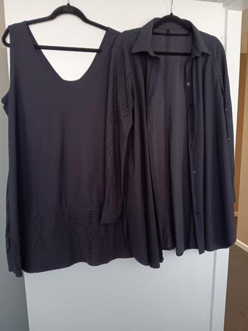 Te Koop: PLUS BASICS Blouse en Top, mt 46. Zwart. beschikbaar voor biedingen