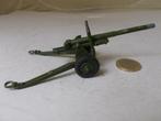 1956 Dinky Toys 692.  5.5. MEDIUM GUN + 2 TREKOGEN. (-E-), Ophalen of Verzenden, Gebruikt, Overige typen, Dinky Toys