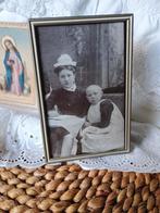 Oud fotolijstje met bol glas ( nr.17), Antiek en Kunst, Curiosa en Brocante, Ophalen of Verzenden