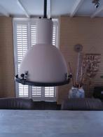 Mooie oude industriële fabriekslamp, Huis en Inrichting, Ophalen of Verzenden, Zo goed als nieuw, 50 tot 75 cm