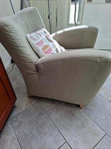 2 Fauteuils - Comfortabel en Stijlvol beschikbaar voor biedingen