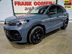 Volkswagen Tiguan 1.5 eHybrid 204PK R-Line Edition Black Sty, Auto's, 12 maanden, 1498 cc, 4 cilinders, 250 km/l